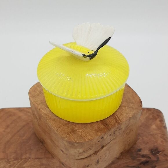 FITZ and Floyd Butterfly Dish with Lid - Picture 5 of 9